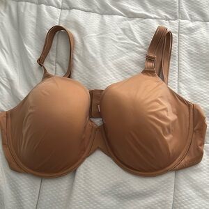 Victoria Secret Nude/nude lined perfect 38D. Used once.